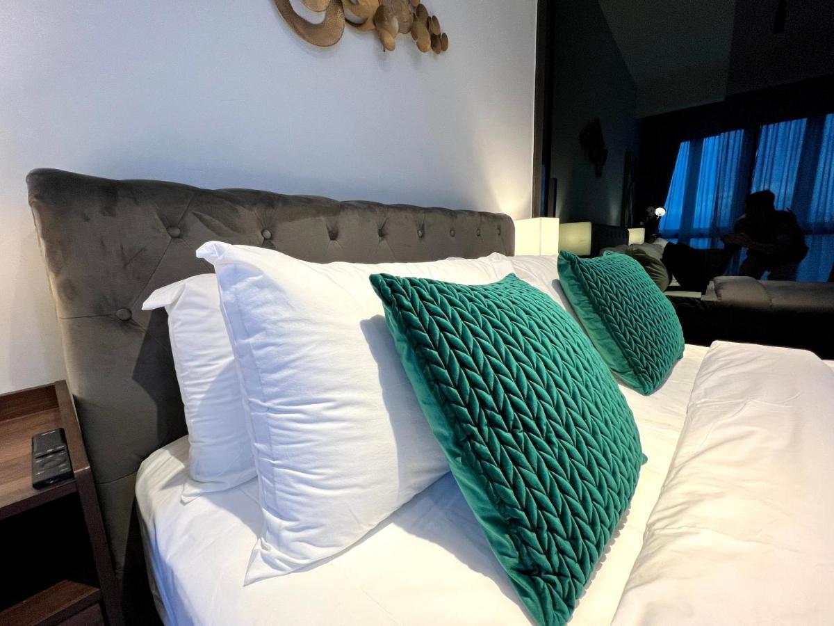 The Luxe By Infinitum By Qc Aparthotel Kuala Lumpur Ngoại thất bức ảnh